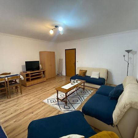 Apartmani Dora Leskovac Leskovac  Extérieur photo