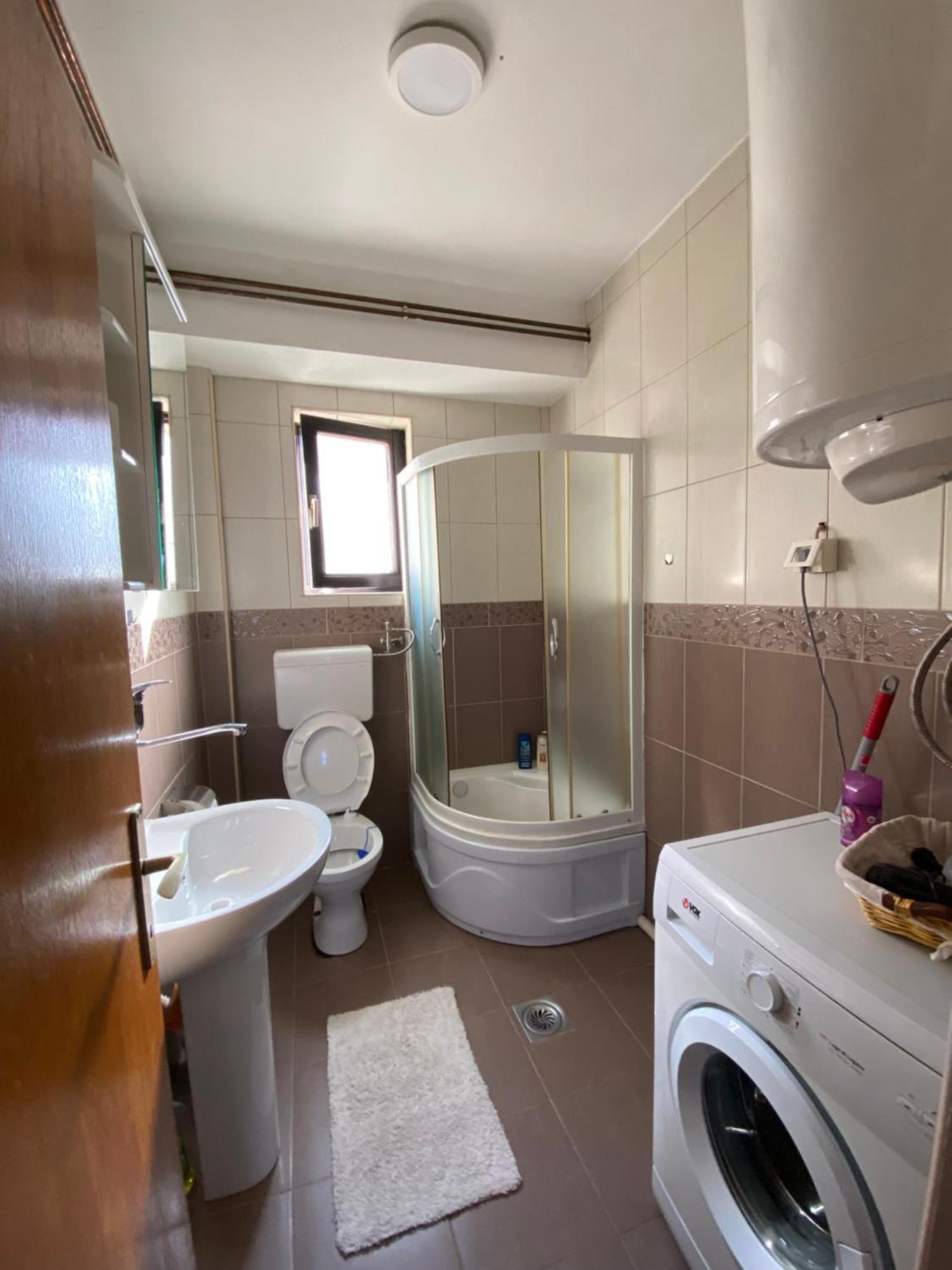 Apartmani Dora Leskovac Leskovac  Extérieur photo