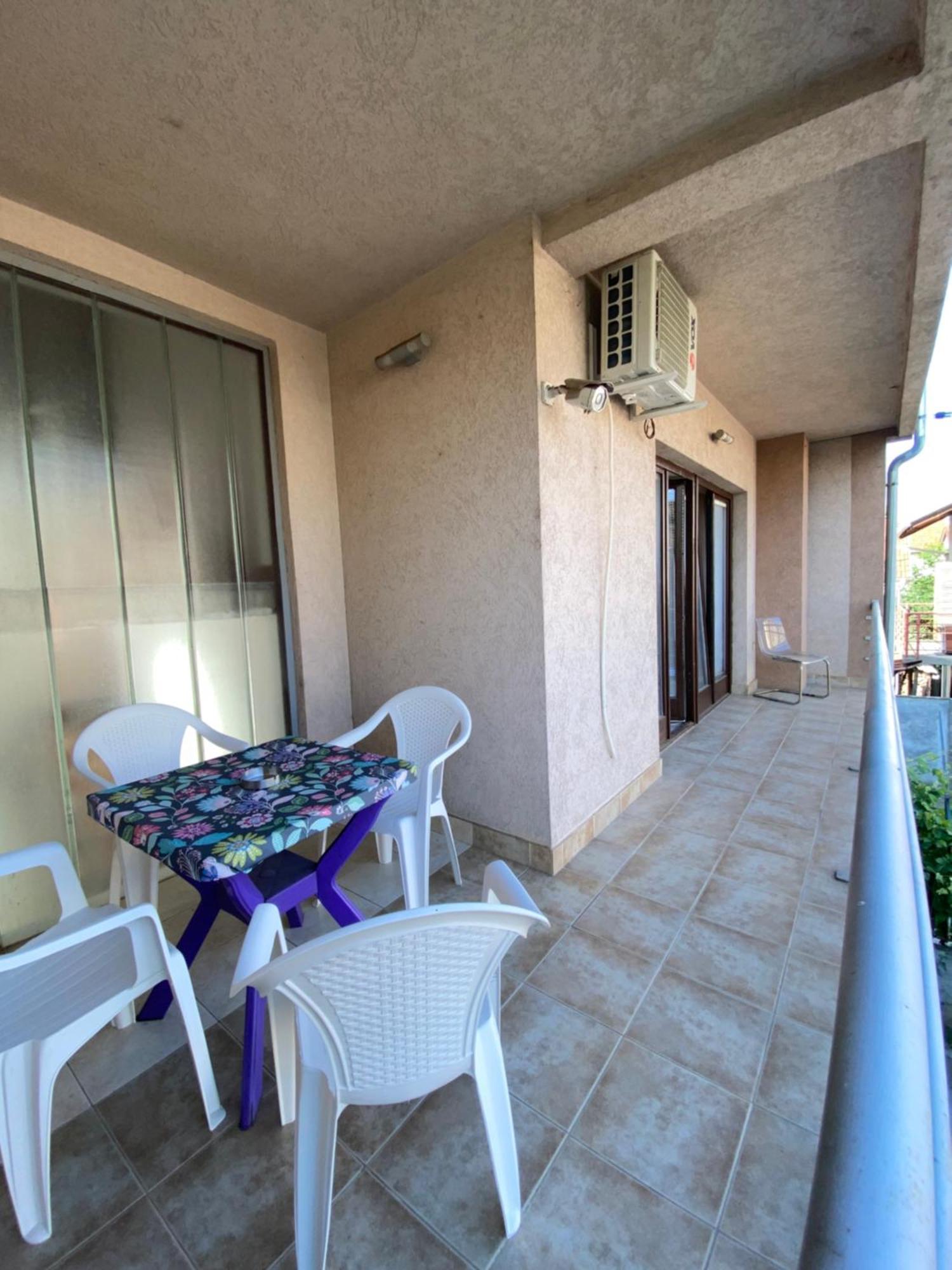 Apartmani Dora Leskovac Leskovac  Extérieur photo