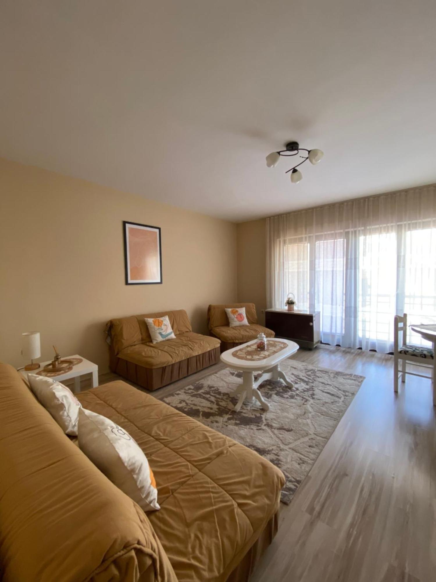 Apartmani Dora Leskovac Leskovac  Extérieur photo