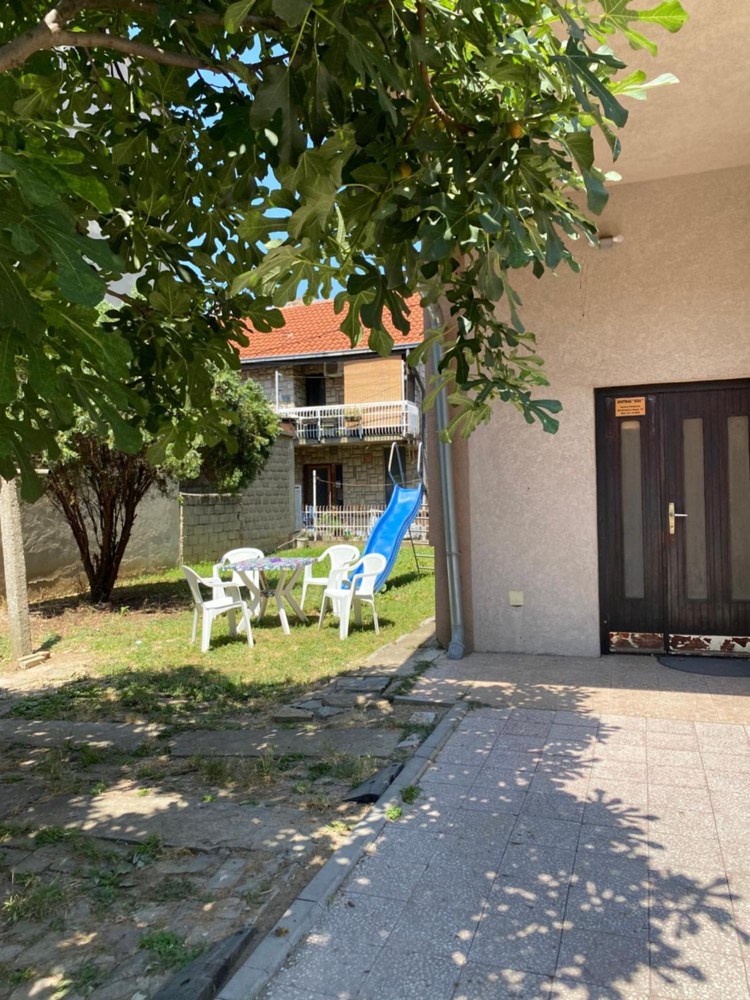 Apartmani Dora Leskovac Leskovac  Extérieur photo